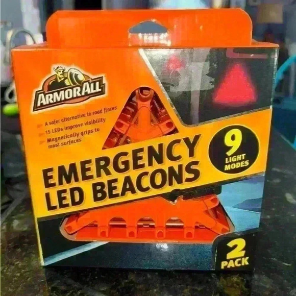 Armor-all emergency LED Beacons. NIB – magnetic, safer alternative to flares. - Picture 2 of 5